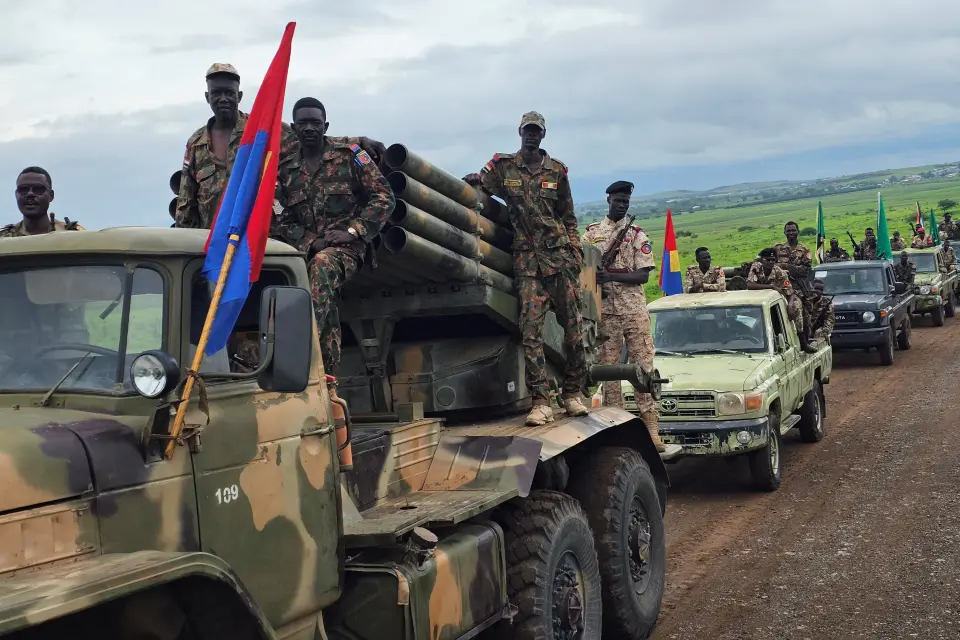السودان.. تحول دولي ومعارك ساخنة وحراك سياسي صامت