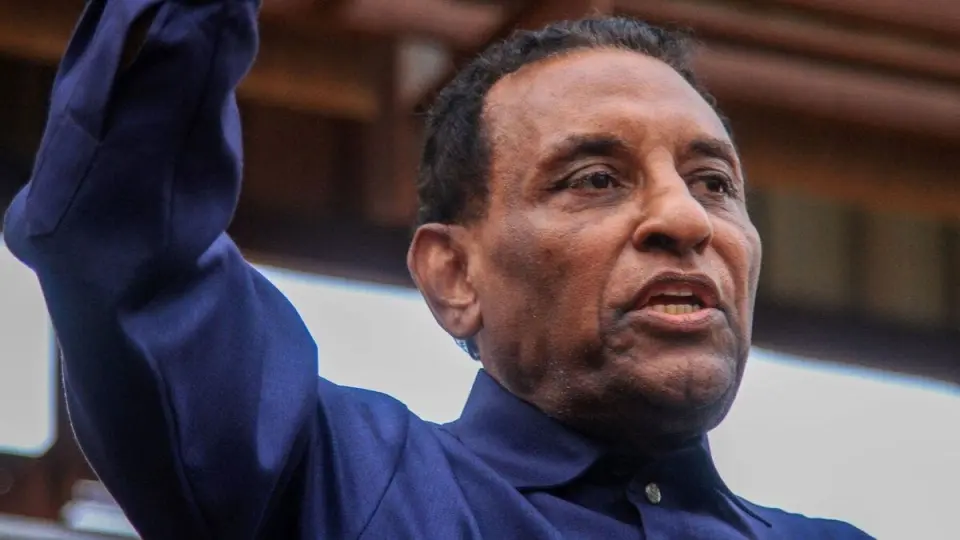 "السودان تحت الغزو البريطاني"...مستشار إدريس يفجر جدلاً